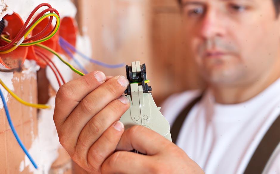 électricien urgence Éragny