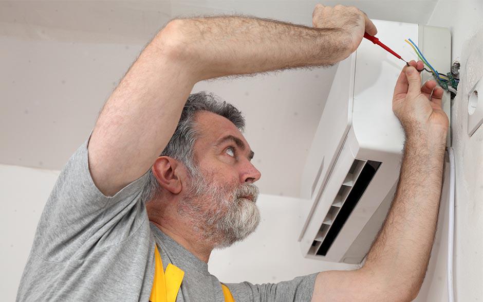 tarif horaire d'un électricien Paris 15